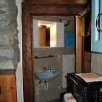 Paquier Nyaraló